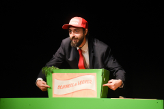 Komödianten: Wer kocht, schießt nicht!